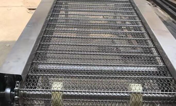 輸送機(jī)